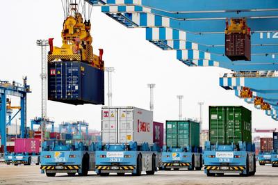 港口作業(yè)忙 進(jìn)出口增長(zhǎng) 貨物進(jìn)出口